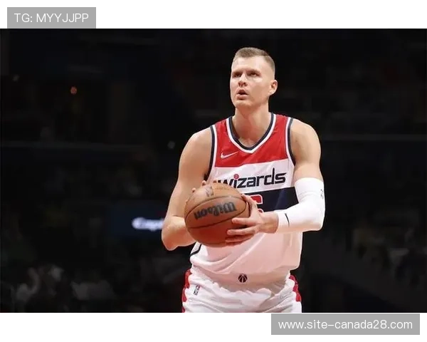 黄蜂客场疲软症结分析，关键时刻防守崩盘成隐患